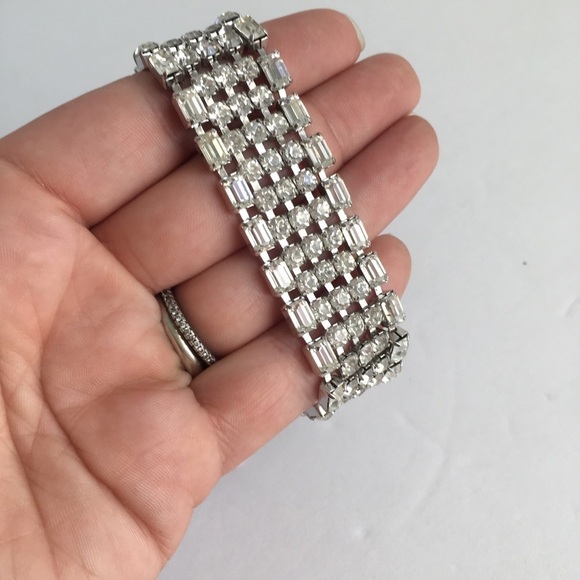 Vintage Rhinestone Bracelet Wide Runway Piece Festive Holiday Cocktail Party - Picture 8 of 9